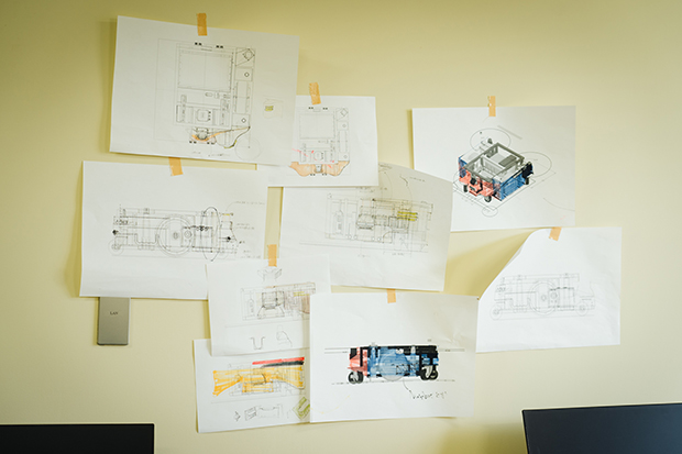 LexxHard V4のデザインスケッチ。